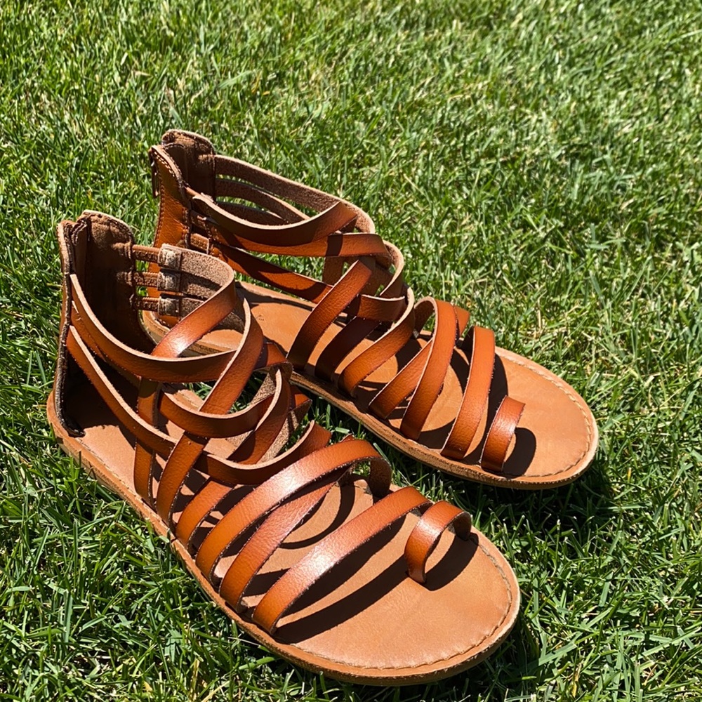 Summer sandals! Brown Universal Tread